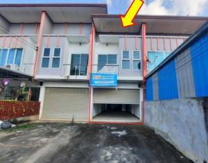 thumb/254e55cc-61ca-4b06-8860-e75c0d369c25