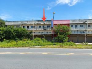 thumb/2bd48666-5035-4dc2-afdf-f68a12750828