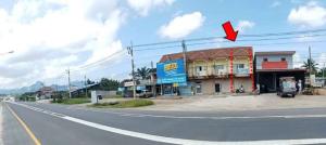 thumb/640ace98-8d16-4ea8-869f-3d1e04a72b36