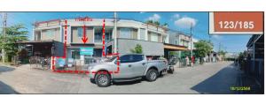 thumb/736be082-7d18-413c-8db9-233edf536d89