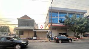 thumb/83db30b1-77f3-4fa7-ab3b-26e1118621ac