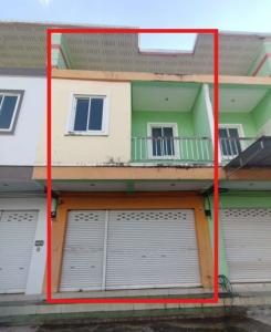 thumb/b565ca3c-f23c-4725-99fc-236039f2cb0b