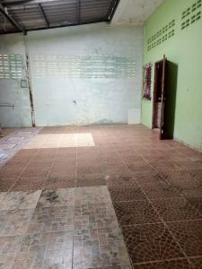 thumb/c066ca65-f4b0-43c0-9c70-ea042a53ad8b