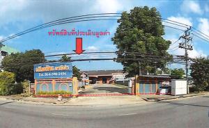 thumb/ce24bfe2-a249-4099-867b-71a9476bc2fe