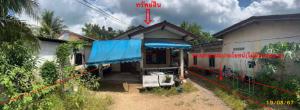 thumb/e034647e-7c76-4079-a0a9-68c14e903e5c