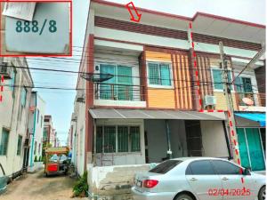 thumb/e70a2dd9-1d74-4d4f-a9f1-bf2848a3bca3